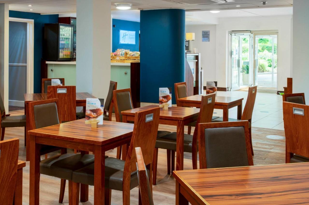 Holiday Inn Express York By Ihg מראה חיצוני תמונה